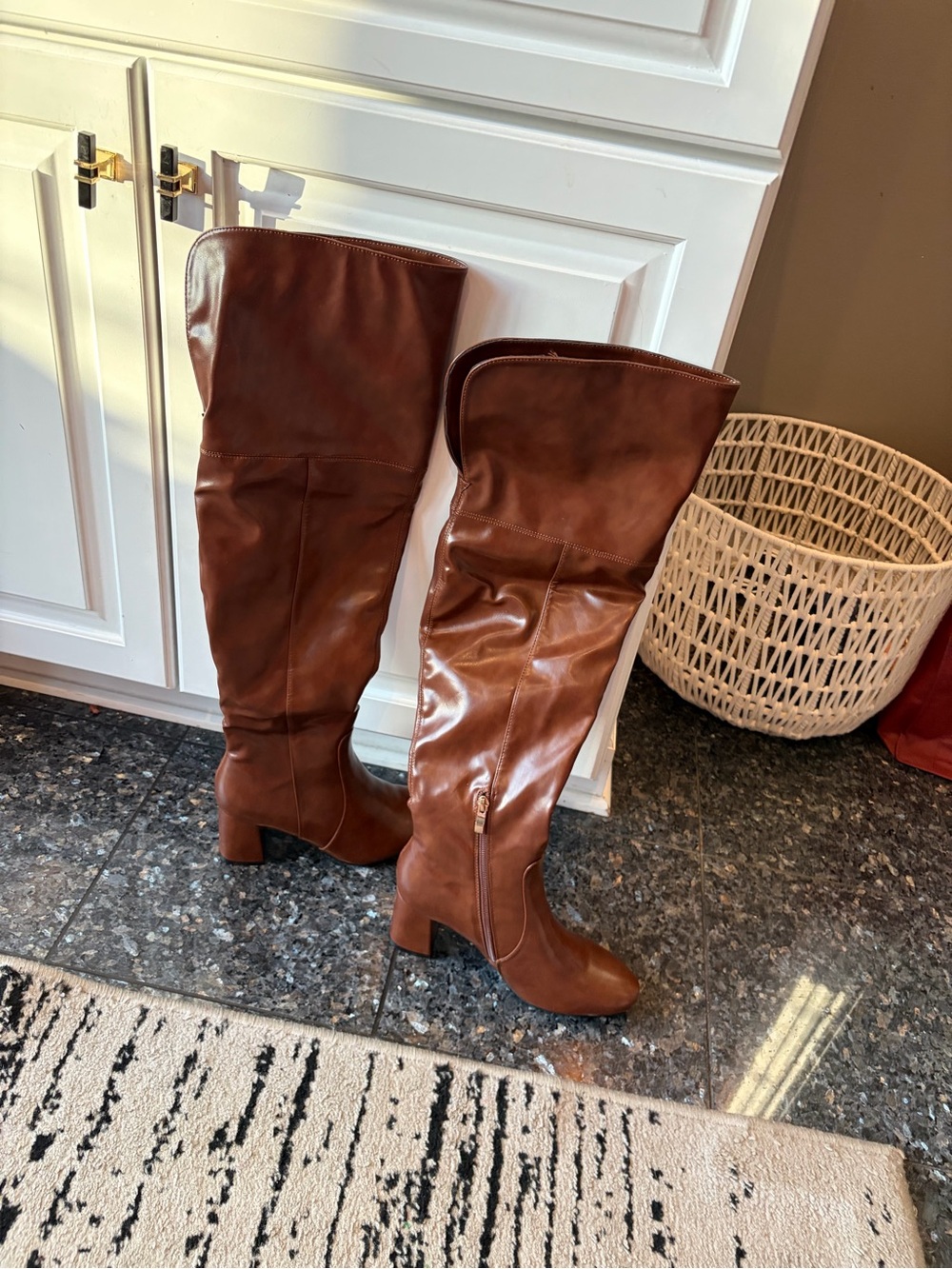Dream Pairs Brown Faux Leather Boots